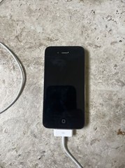 Apple iPhone 8GB Model A1332