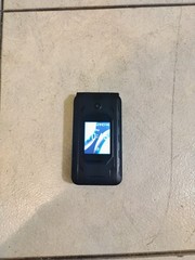flip phone BLU FLEX B300V 8GB smartphone