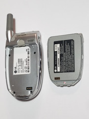 Rare Collectors Movie Music Video LG VX6000 Flip Cell Phone For Verizon