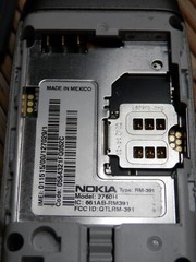 Nokia 2760 Cell Phone Bundle – Powers On – Flip Phone For Parts or Repair