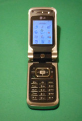LG U310 CELL PHONE – BOX