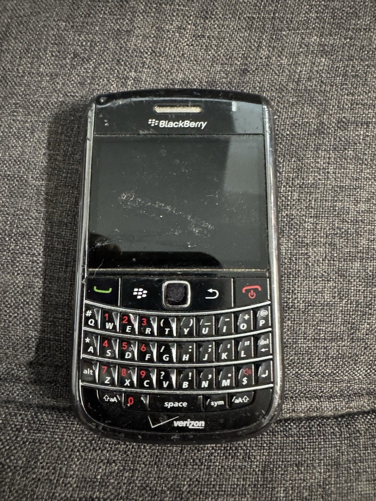 Blackberry Bold 9780 512MB Black white GPS GSM 3G QWERTY Smartphone Untested