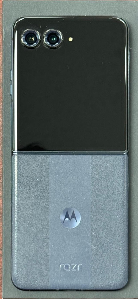 RF – Very Good – Motorola Moto Razr+ Plus 5G (2024) 256GB/12GB (Unlocked) – Blue
