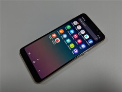 Samsung Galaxy A8 2018 A530F/DS 4GB+32GB 2-SIM WIFI Unlocked GSM Very good phone