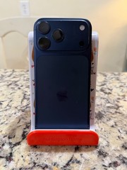 Apple iPhone 17 Pro Max – 256 GB – Deep Blue (T-Mobile) *CRACKED/DAMAGED SCREEEN