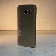 Samsung Galaxy S7 SM-G930F – 32GB – Gold for parts #233 /DO