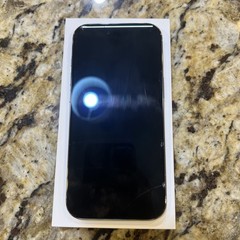 Apple iPhone Air – 256 GB – Cloud White (Unlocked) (Cracked Display)