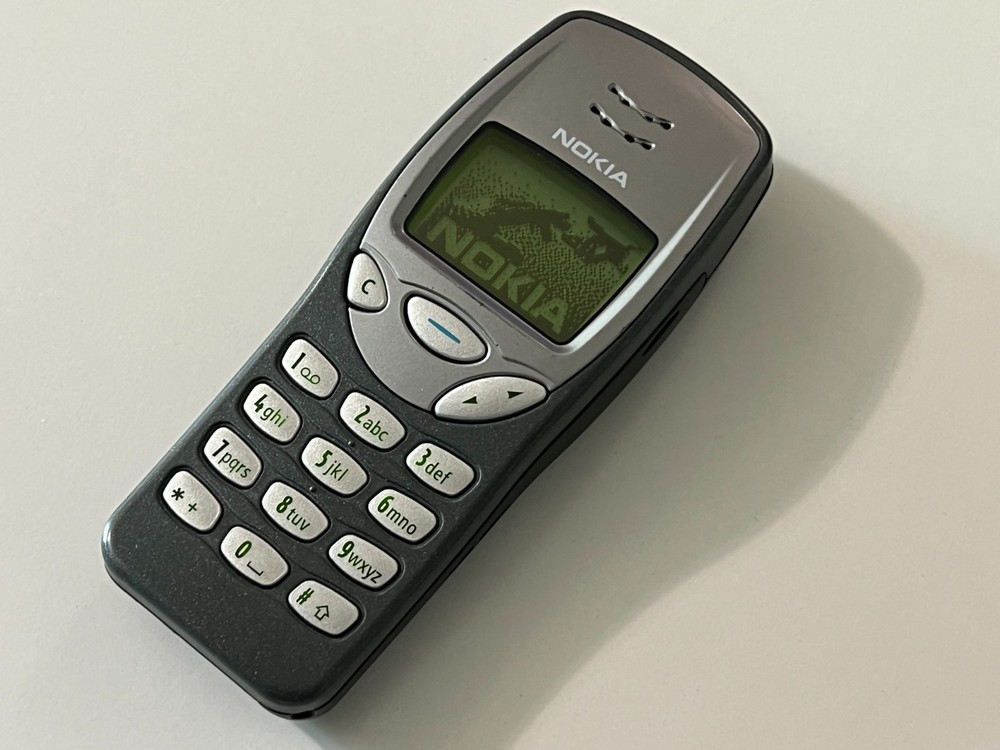 Rare Nokia 3210 – Gray (Unlocked) For Collectable – Faulty Charging