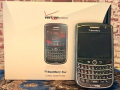 BlackBerry Tour 9630 Black+Silver (Verizon), original box, vintage phone WYSIWYG