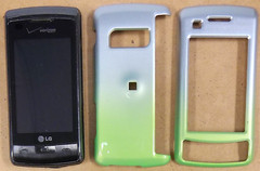 LG enV Touch VX11000 – Black and Silver ( Verizon ) Cellular Phone – Bundled