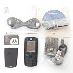 Motorola C975 GSM Uncloked Camera, Bluetooth,Mp3, Gorgeous Solid Built Bar Phone