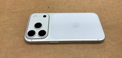 Apple iPhone 17 Pro 256 GB storage white AT&T carrier cellphone
