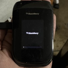 BlackBerry 9670 Flip Phone QWERTY Sprint Black 512MB 2.4in 3.2MP