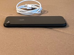 Apple iPhone 7 – 32GB Black (Unlocked) A1660 (CDMA + GSM)