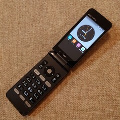Kyocera GRATINA 4G KYF31 Black Android Flip Phone Unlocked JDM Waterproof Tough