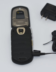 Kyocera DuraXT / E4277 – Black ( Sprint ) Camera Rugged Cellular Flip Phone
