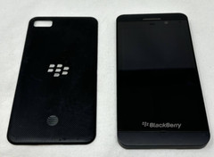 BlackBerry Z10 Smartphone 4.2″ Bluetooth Android WiFi 4G USB Camera 8MP READ