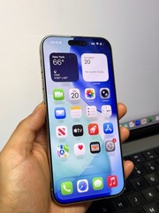 Apple iPhone 16 Pro Max Factory Unlocked 256GB Natural Titanium (Scratches) 4649