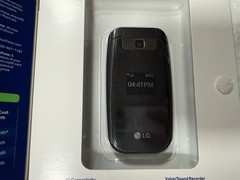 NEW TRACFONE LG 440G BLACK FLIP CELL PHONE 3G 1.3MP CAMERA BLUETOOTH