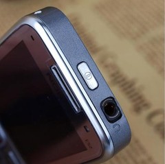 Nokia E52 3.2mp Bluetooth Wifi Gps 2.4″ 3G Unlocked Mobile Phone