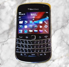 🔥BLACKBERRY BOLD 9900 UNLOCKED QWERTY CELL PHONE BELL TELUS ROGERS FIDO CHATR🔥