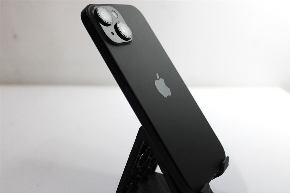 Apple iPhone 15 128GB AT&T ONLY SIM Locked iOS 18.6.2 Matte Black
