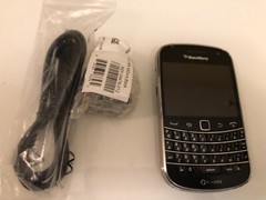 BlackBerry Bold 9900 – 8GB – Black (Unlocked) Smartphone GRADE C PLEASE READ