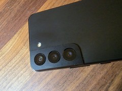 Samsung Galaxy S22 5G Unlocked 128GB – Cracked Screen – For Parts / Repair