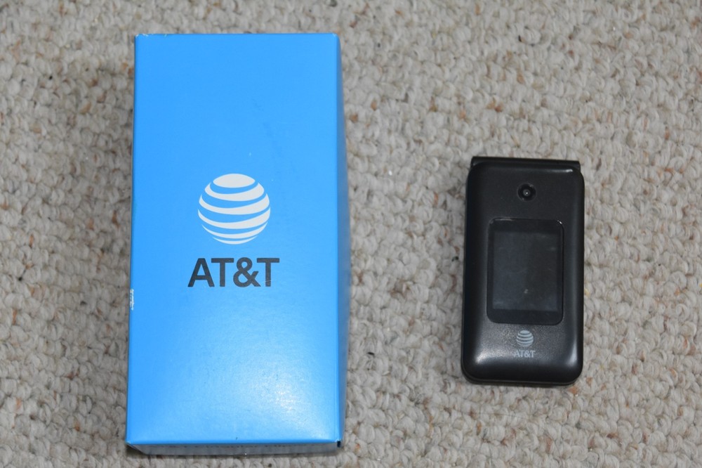 AT&T Cingular Flip IV Basic Cell phone (Used)