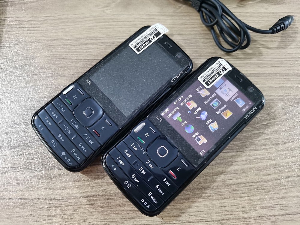 Unlocked – Nokia N79 3G GPS WIFI 5.0MP Camera Mobile Phone Very good