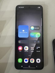 Unlocked Samsung Galaxy Z Flip7 12GB RAM 256GB SM-F766U Absolute Black