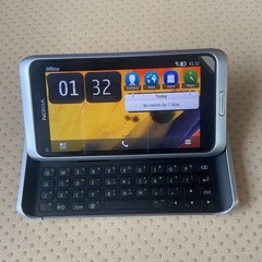 Origina Nokia E7-00 Silver Black 16GB (Unlocked) Smartphone QWERTY keyboar WIFI