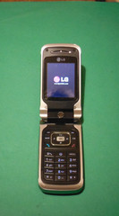 LG U310 CELL PHONE – BOX