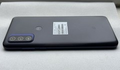 Motorola Moto G Pure (XT2163DL) 32GB Tracfone Locked – SIM Included – READ