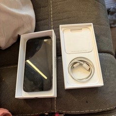 Apple iPhone 14 128GB Midnight Factory Unlocked A2649 (MPUA3LL/A)