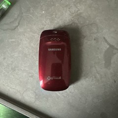 Samsung Jitterbug Plus SCH-R220 – Red ( GreatCall ) Cellular CDMA Flip Phone