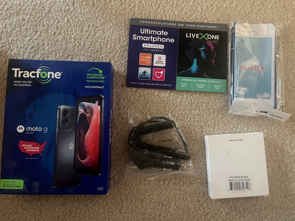 Motorola Moto G Play (2024) Tracfone 64GB 50 MP Sapphire Blue