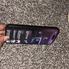 Apple iPhone Black Smartphone Wi-Fi Bluetooth iOS Bar Style Mobile Phone