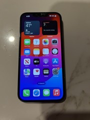 Apple iPhone 13 – 128GB – Black (AT&T) – CRACKED FRONT SCREEN