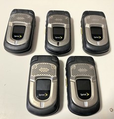 Kyocera DuraXT E4277 – Black (Sprint) PTT 3G Rugged GPS Flip Phone Lot Of 5 READ