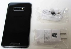 Samsung Galaxy S10e SM-G970U 128GB Black Verizon & GSM UNLOCKED EXCELLENT