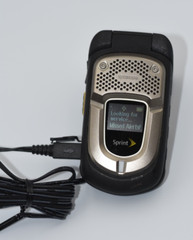 Kyocera DuraXT / E4277 – Black ( Sprint ) Camera Rugged Cellular Flip Phone