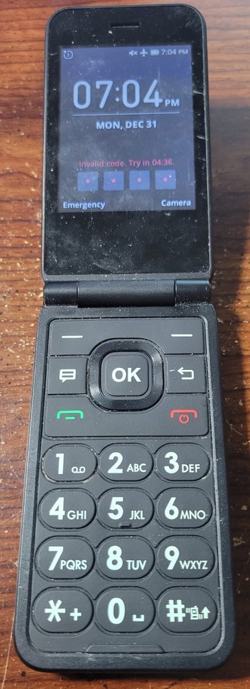 AT&T Cingular Flip IV Cell Phone Model U102AA 4G LTE 2.8″ Screen