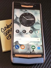VERTU Signature Touch 5.2″ SKY BLUE LEATHER 18K ROSE Gold Global LUXURY PHONE