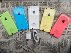 Apple iPhone 5C UNlocked 8/16/32GB BLUE/GREEN/PINK/WHITE/ YELLOW – 90% N EW