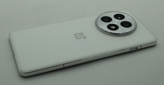 OnePlus 13 – 256 GB – Arctic Dawn (Unlocked) CPH2655 Smartphone